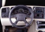 GMC Yukon 2003 года